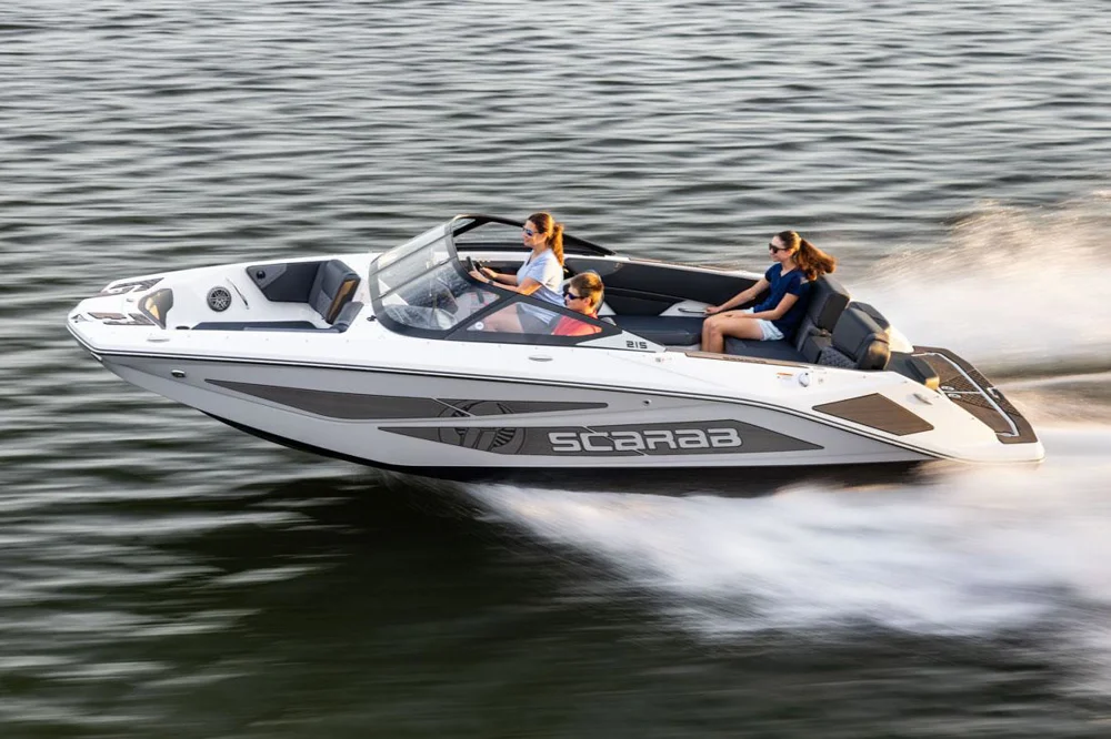 BoatPhoto.coverAlt