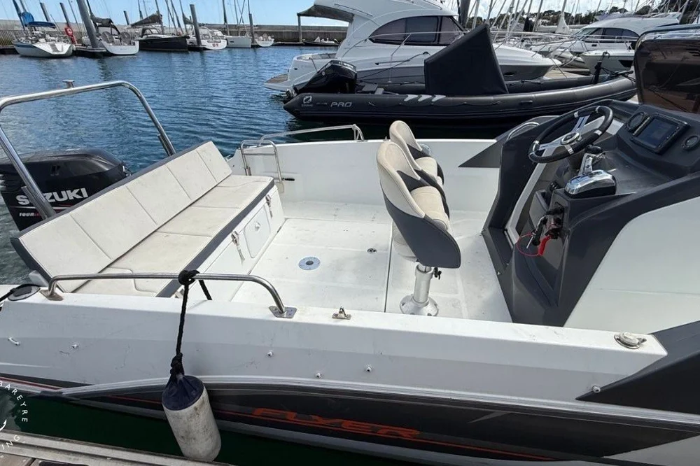 BoatPhoto.alt