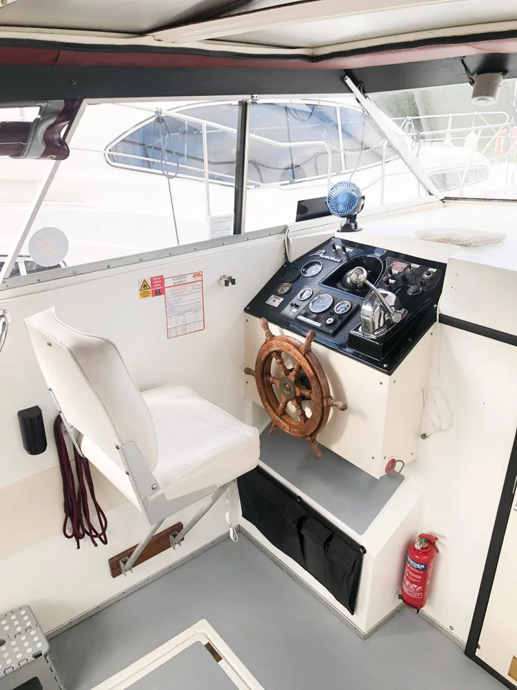 BoatPhoto.alt