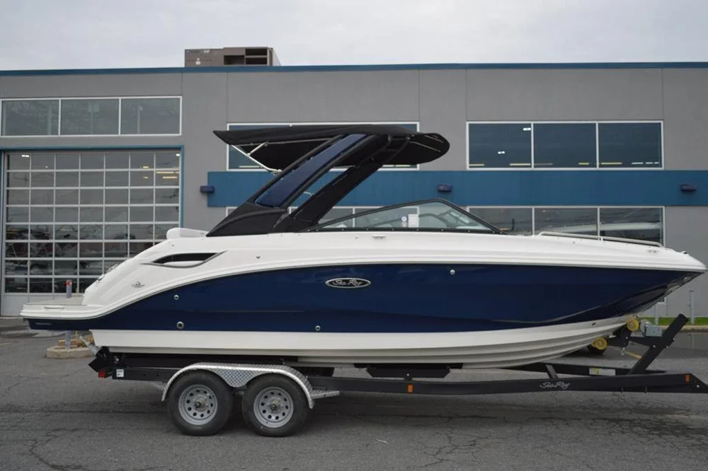 BoatPhoto.coverAlt