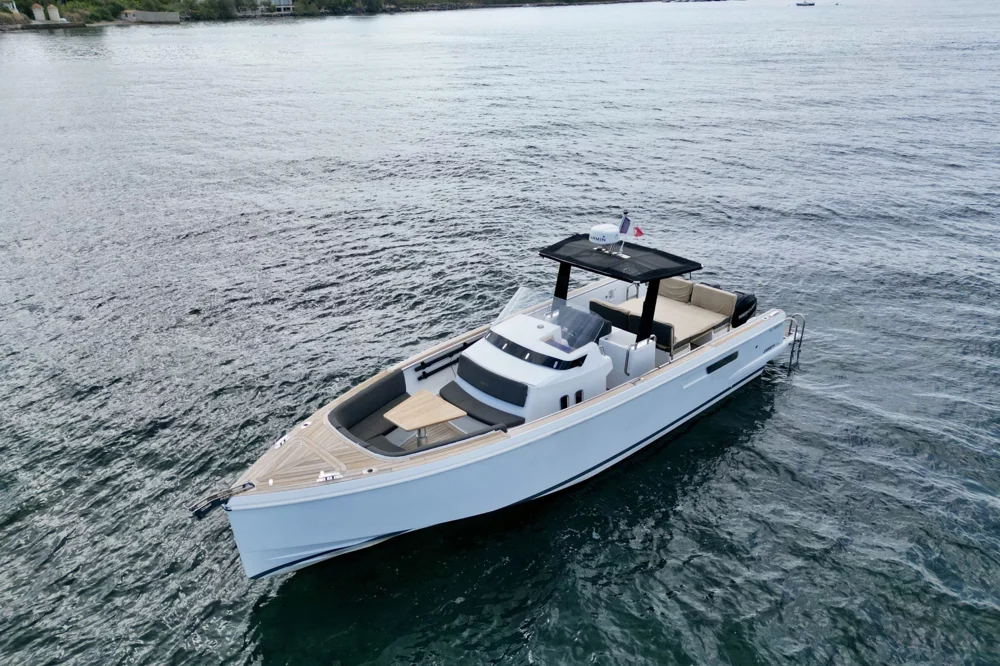 BoatPhoto.coverAlt