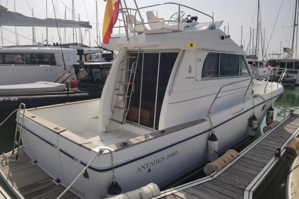 BoatPhoto.coverAlt