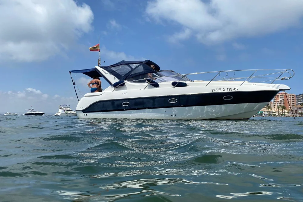 BoatPhoto.coverAlt