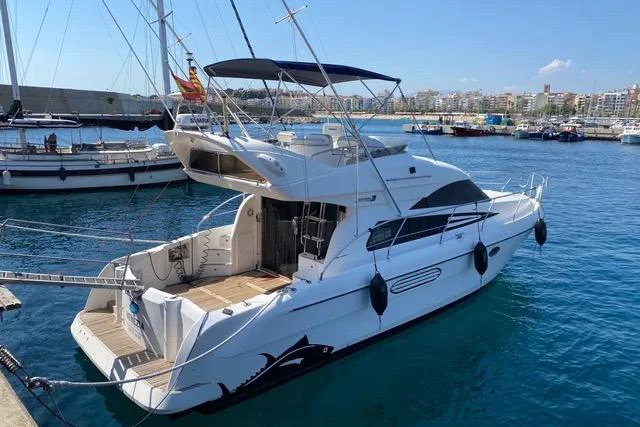 BoatPhoto.coverAlt