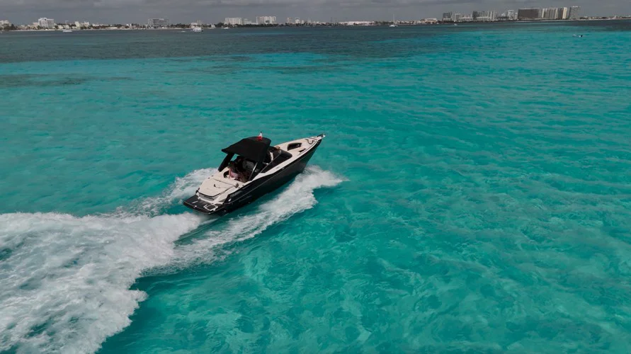 BoatPhoto.coverAlt