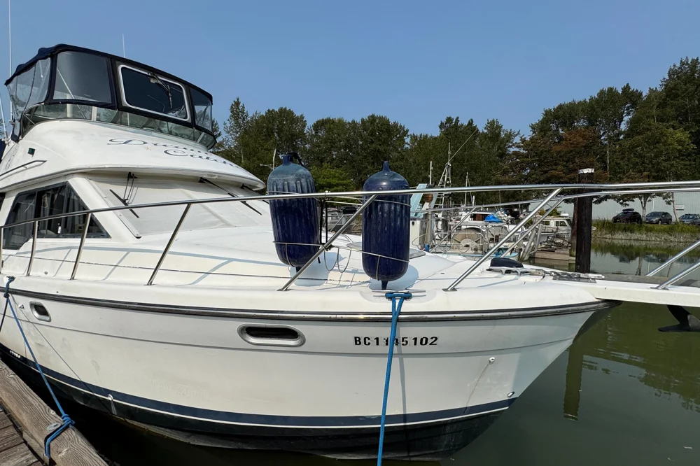 BoatPhoto.coverAlt