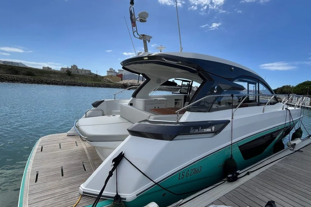 BoatPhoto.alt