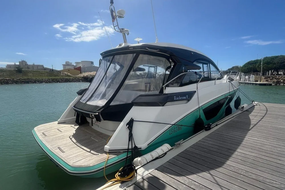 BoatPhoto.alt