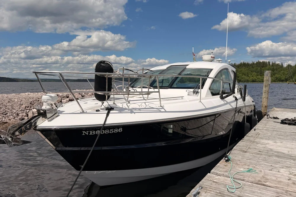 BoatPhoto.coverAlt