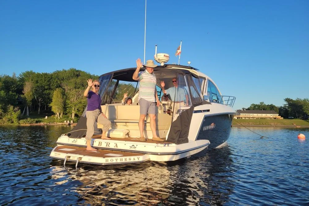 BoatPhoto.alt