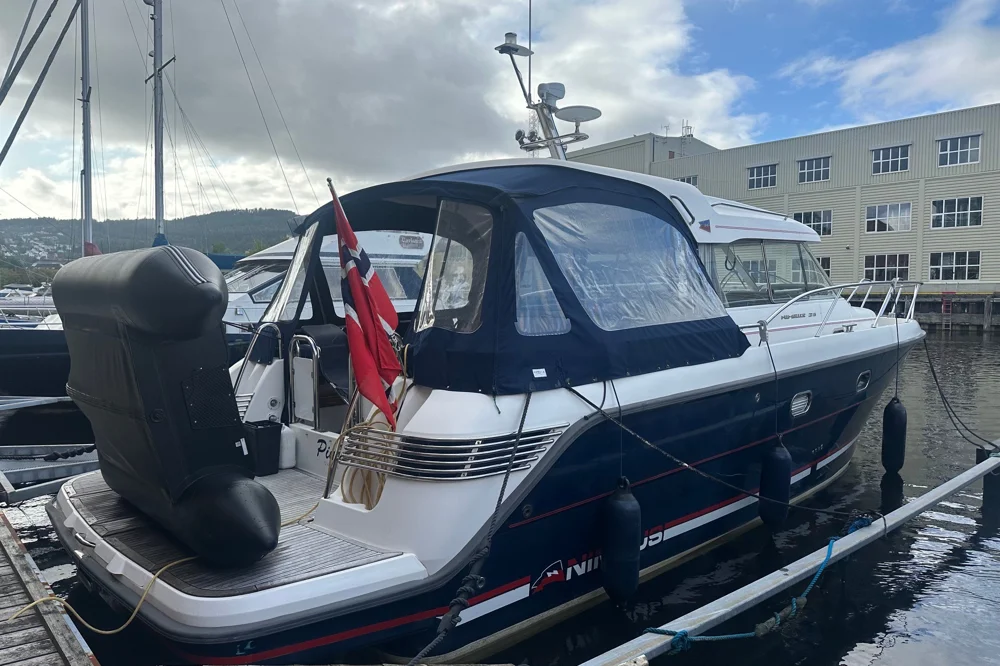 BoatPhoto.alt
