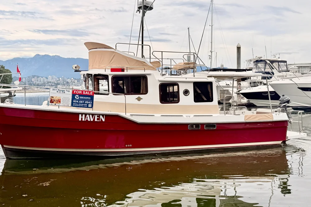 BoatPhoto.coverAlt