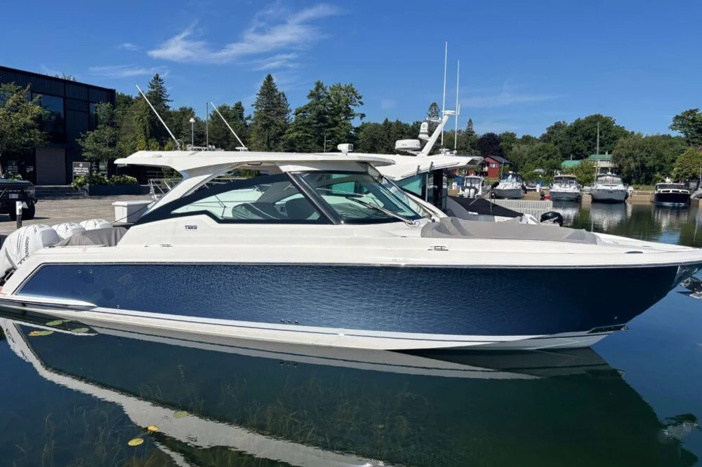 BoatPhoto.coverAlt