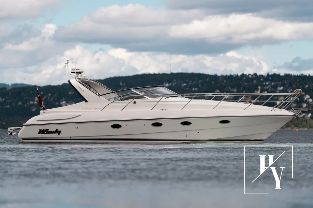 BoatPhoto.coverAlt