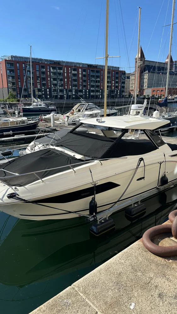 BoatPhoto.alt