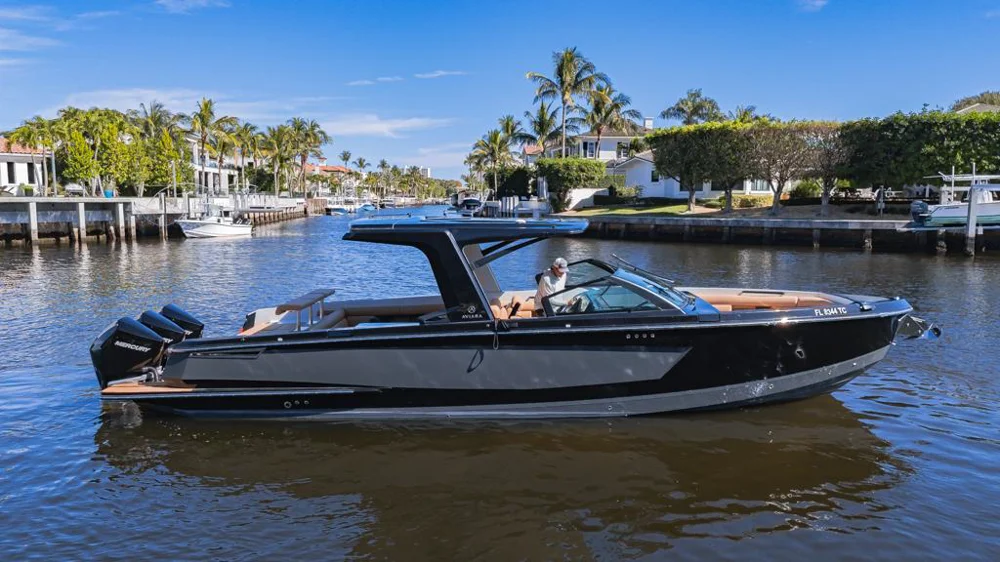 BoatPhoto.coverAlt