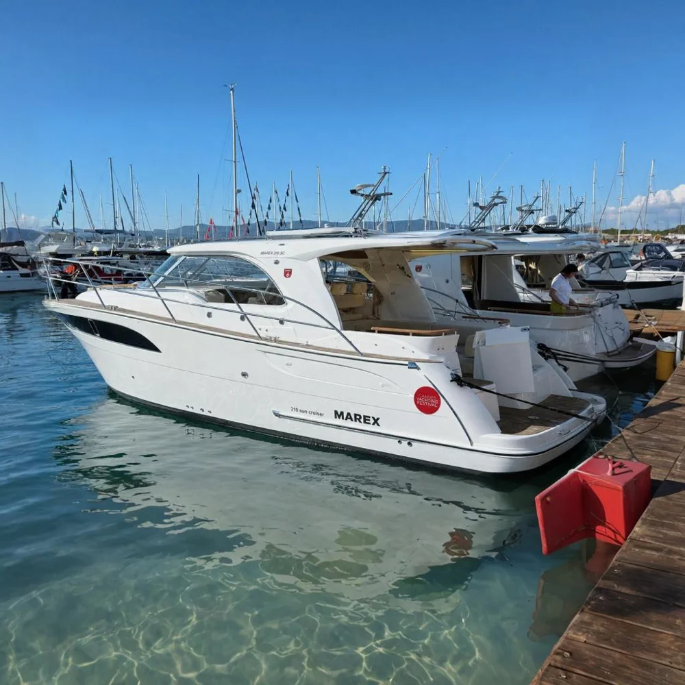 BoatPhoto.coverAlt