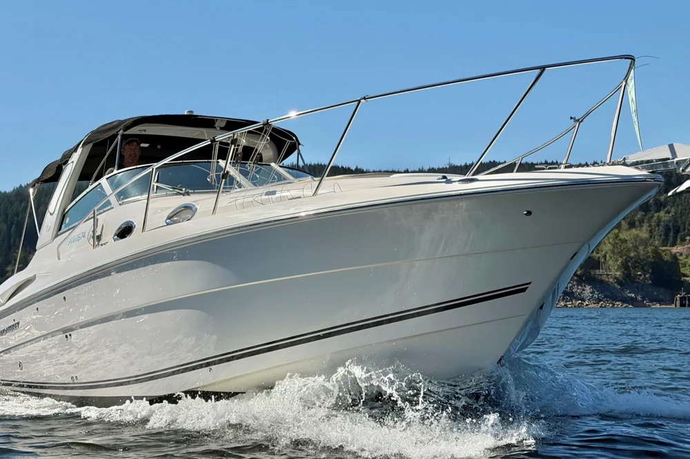 BoatPhoto.coverAlt