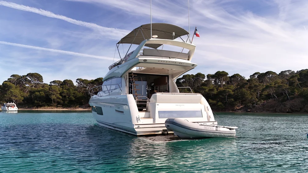 2022 PRESTIGE 460 for sale in Saint-Laurent-du-Var, France, photo 3 of 5