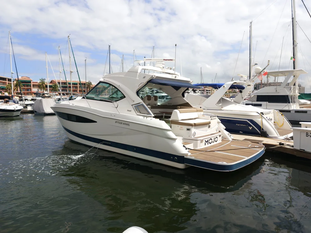 BoatPhoto.coverAlt