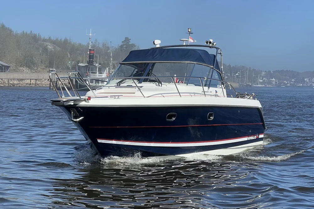 BoatPhoto.coverAlt