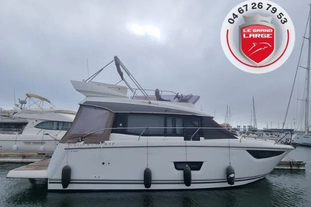 BoatPhoto.coverAlt