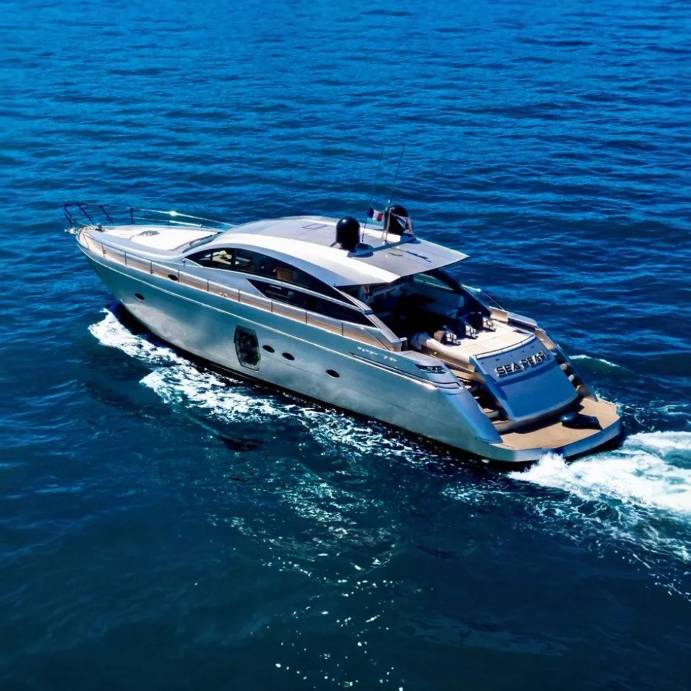 BoatPhoto.coverAlt