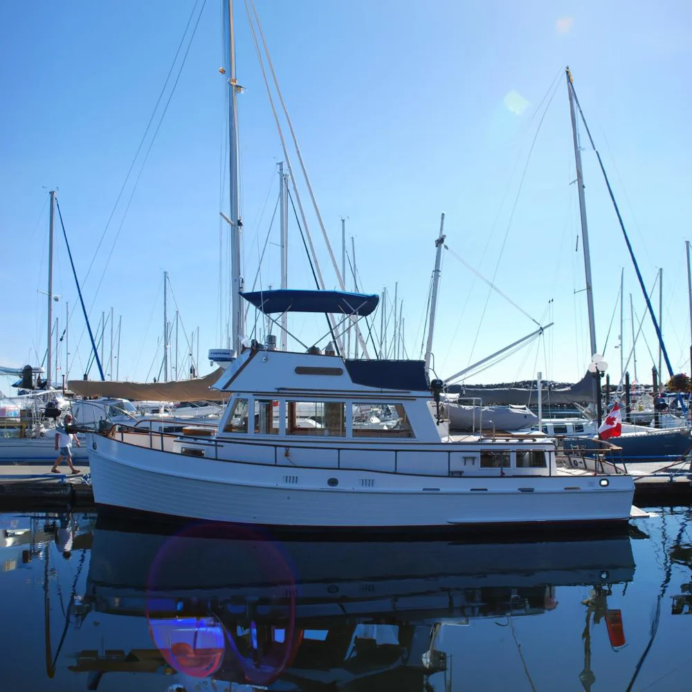 BoatPhoto.coverAlt