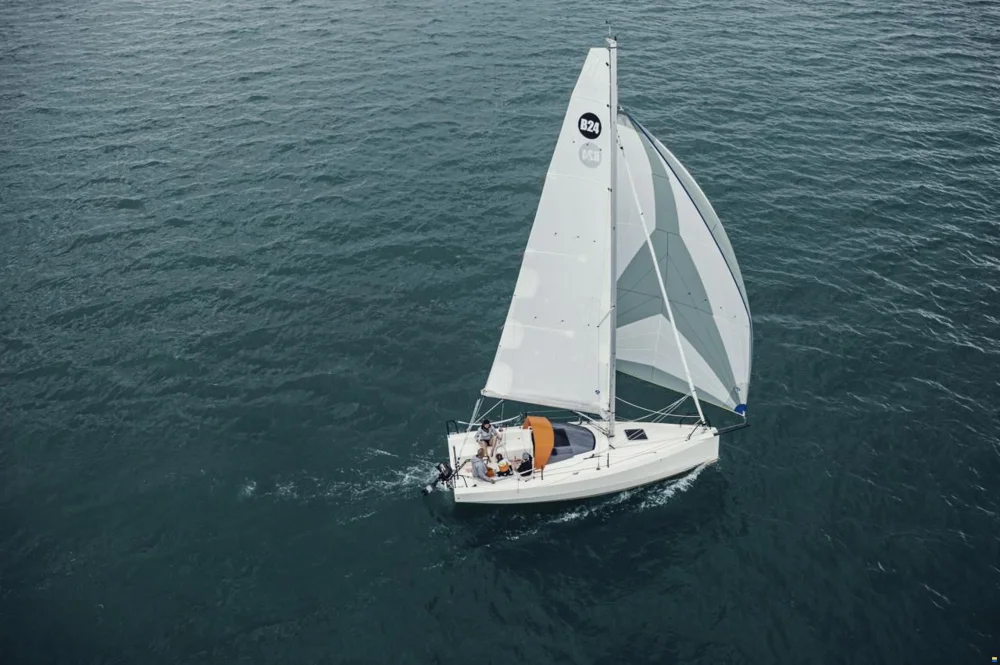 BoatPhoto.coverAlt