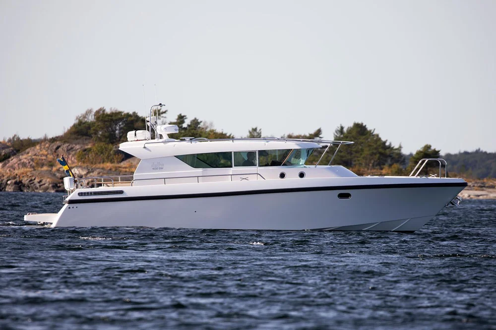 BoatPhoto.coverAlt