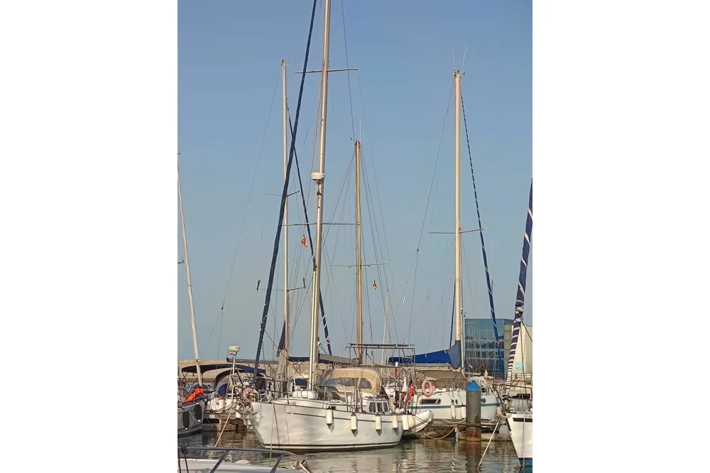 BoatPhoto.coverAlt