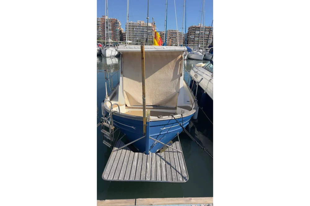 BoatPhoto.alt