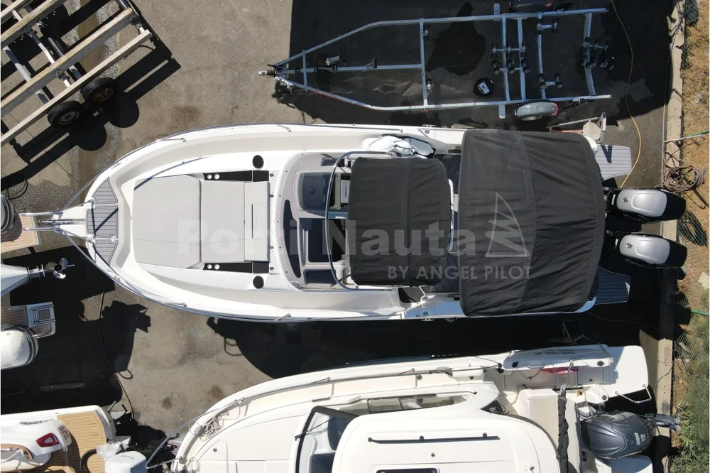 BoatPhoto.alt