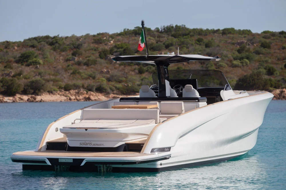 2022 Solaris Power 44 Open for sale in Naples, Italy