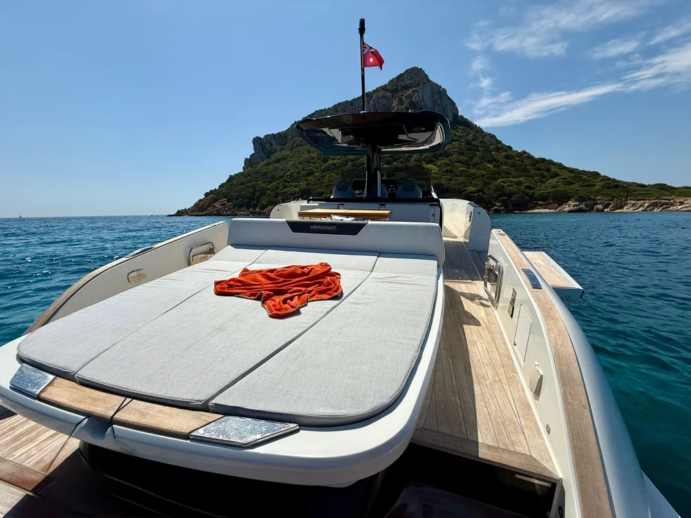 BoatPhoto.alt