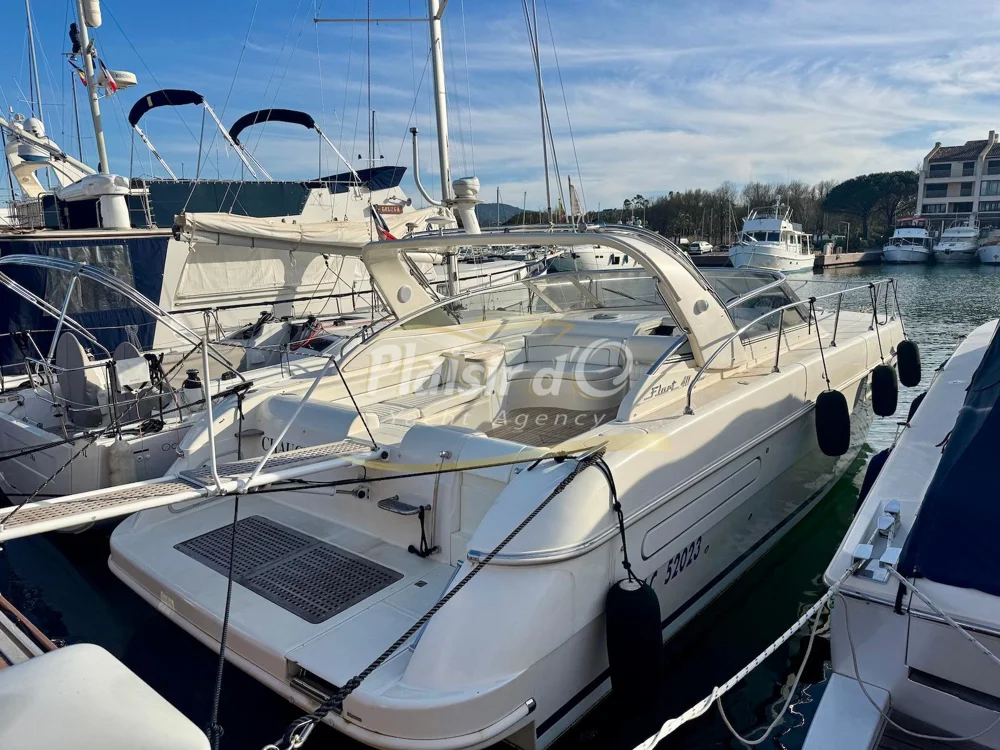BoatPhoto.coverAlt
