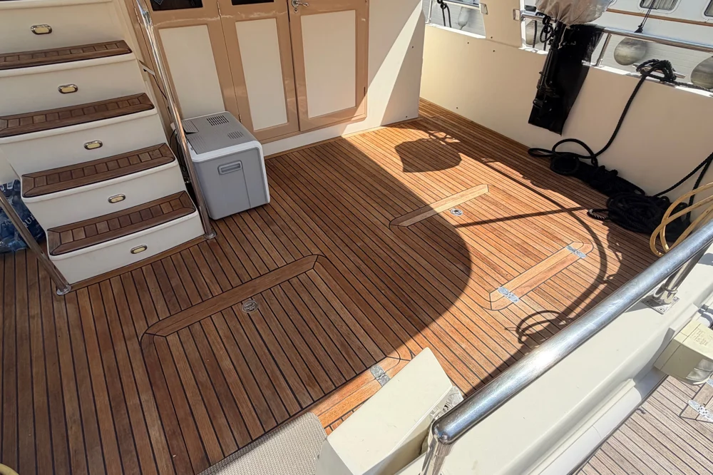 BoatPhoto.alt