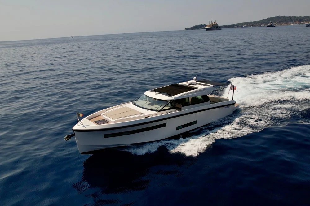 BoatPhoto.coverAlt