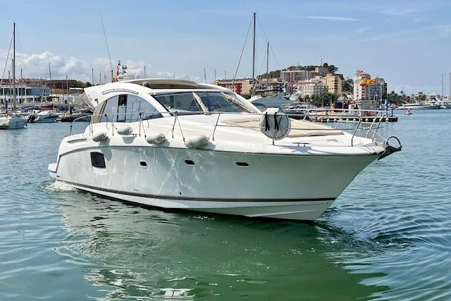 BoatPhoto.coverAlt