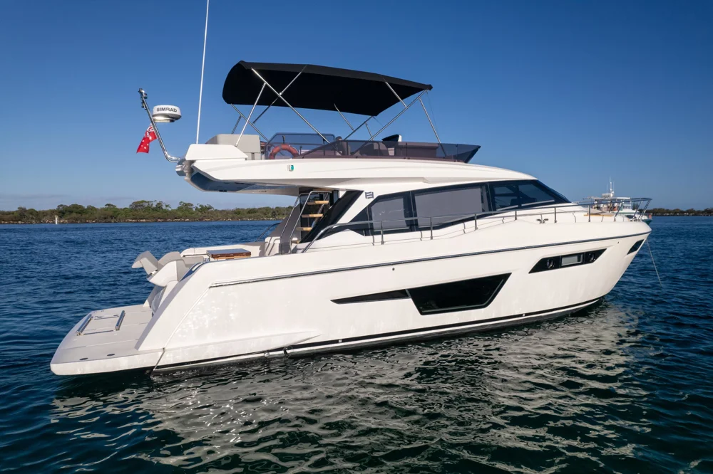 BoatPhoto.coverAlt