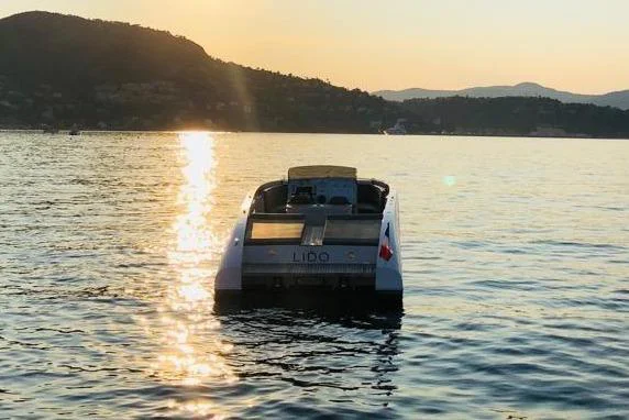 BoatPhoto.coverAlt