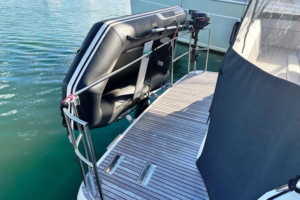 BoatPhoto.alt