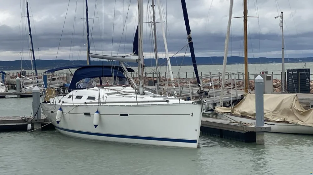 BoatPhoto.coverAlt