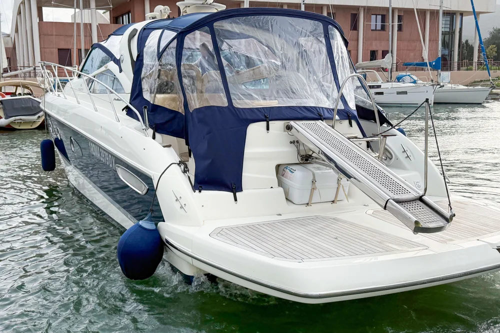 BoatPhoto.coverAlt
