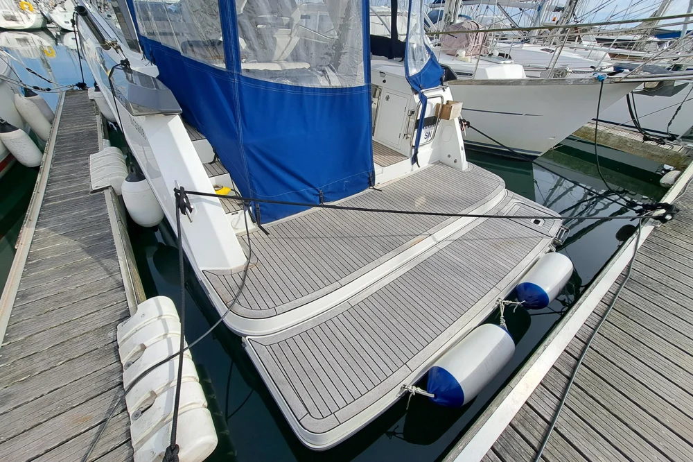 BoatPhoto.alt