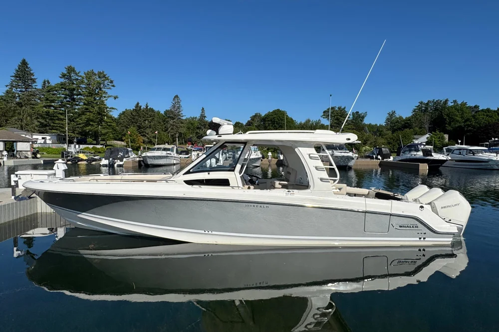 BoatPhoto.coverAlt