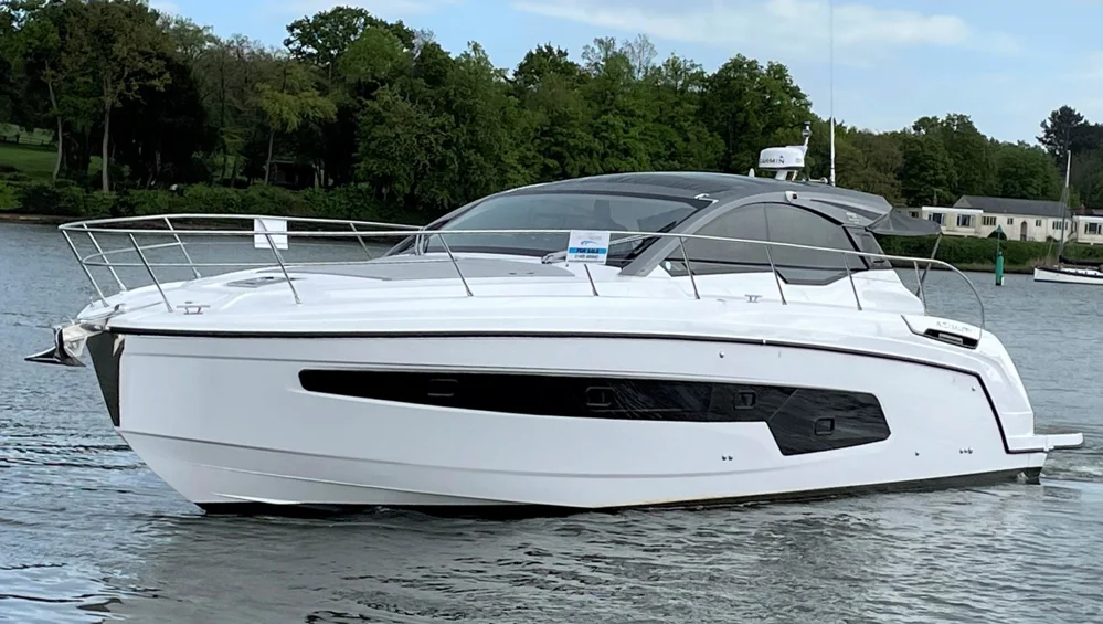 BoatPhoto.alt