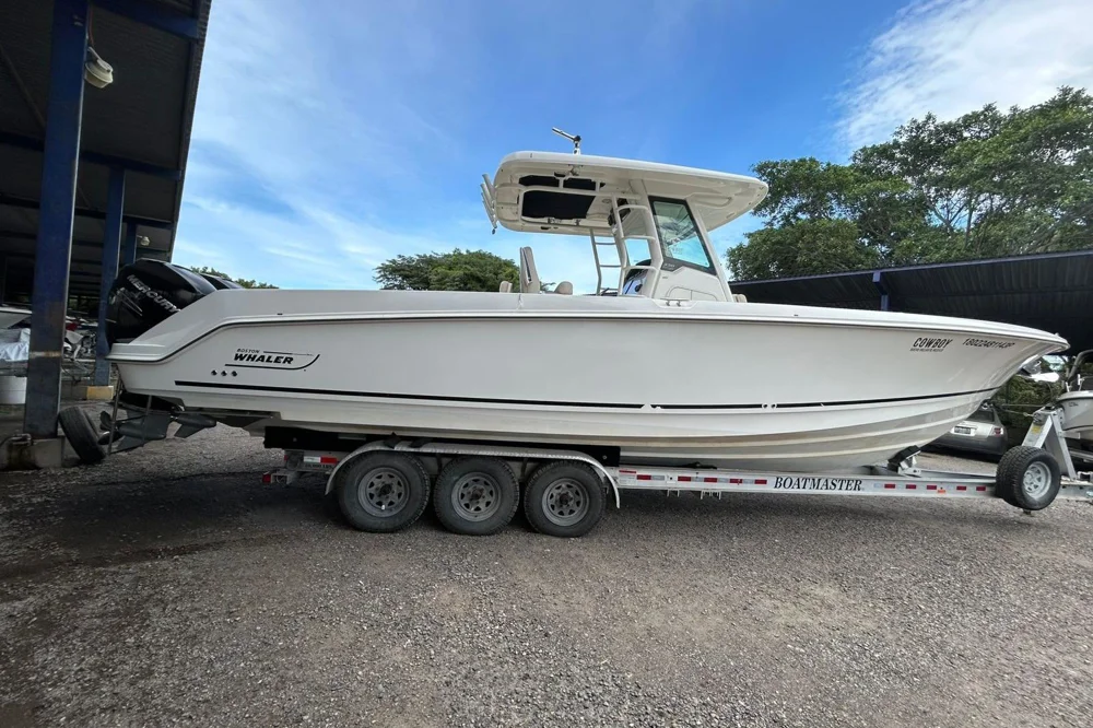 BoatPhoto.coverAlt