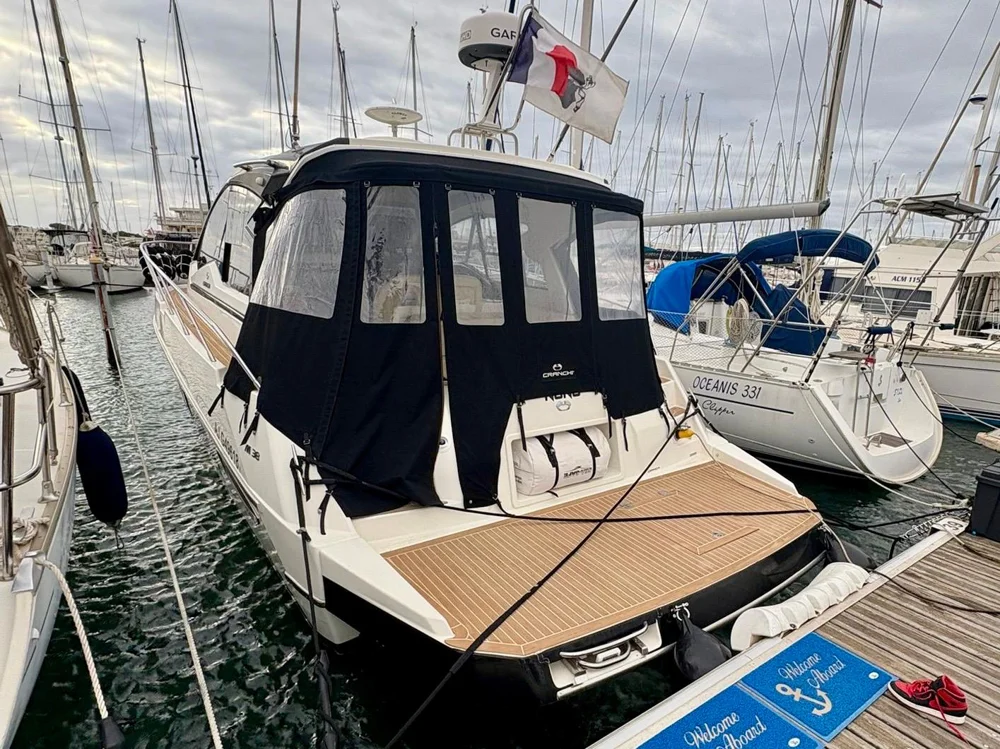 BoatPhoto.alt