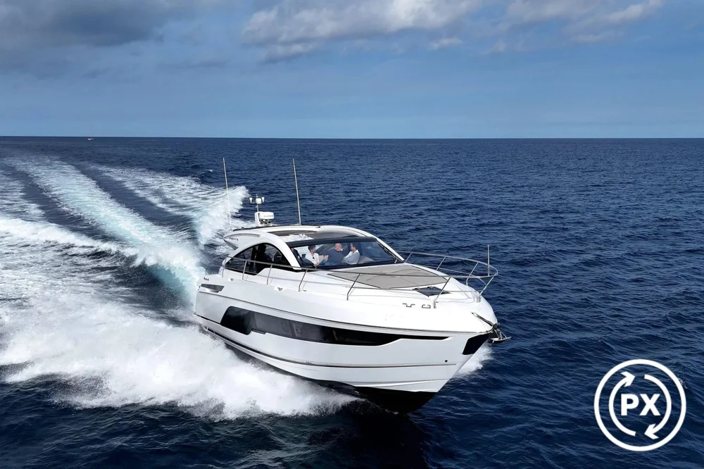 BoatPhoto.coverAlt
